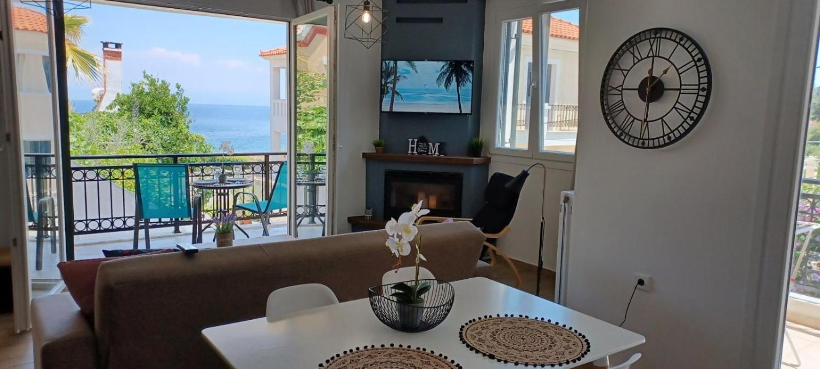Seaview Luxury Apartment Mytilene Exterior foto